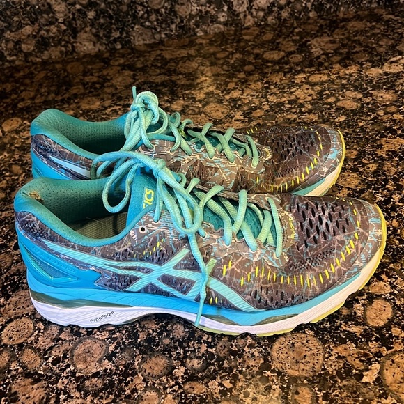 ASICS ladies dynamic duo Max fluid fit flight foam running shoe size 10 - Picture 2 of 16